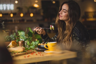 WUMed | Jedzenie nagradza nasz mózg dwukrotnie